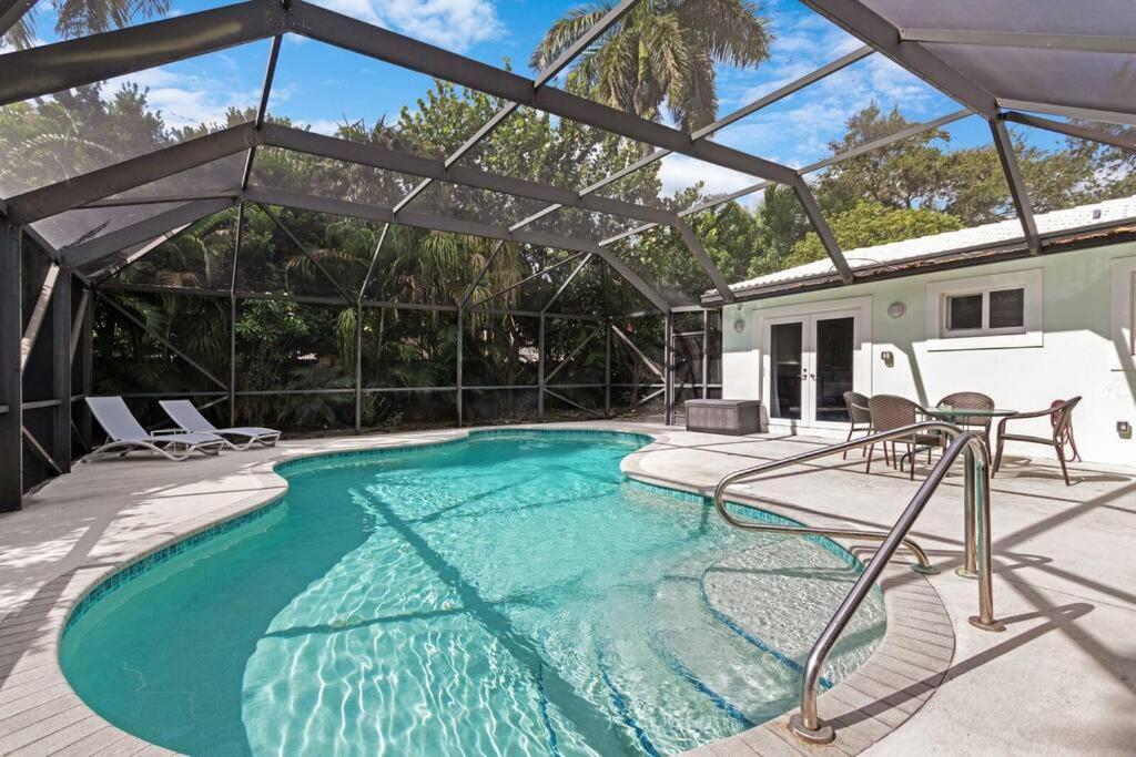 Heated Pool I Soundproof Home I Firepit I 630Mbps Hollywood Eksteriør bilde