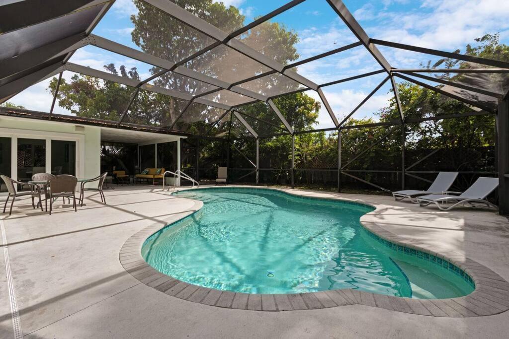 Heated Pool I Soundproof Home I Firepit I 630Mbps Hollywood Eksteriør bilde
